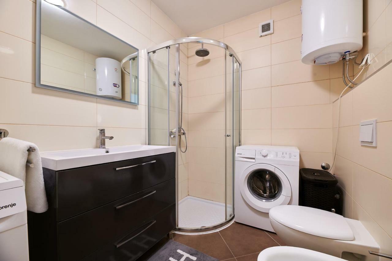 Apartman Leon Umag Kültér fotó