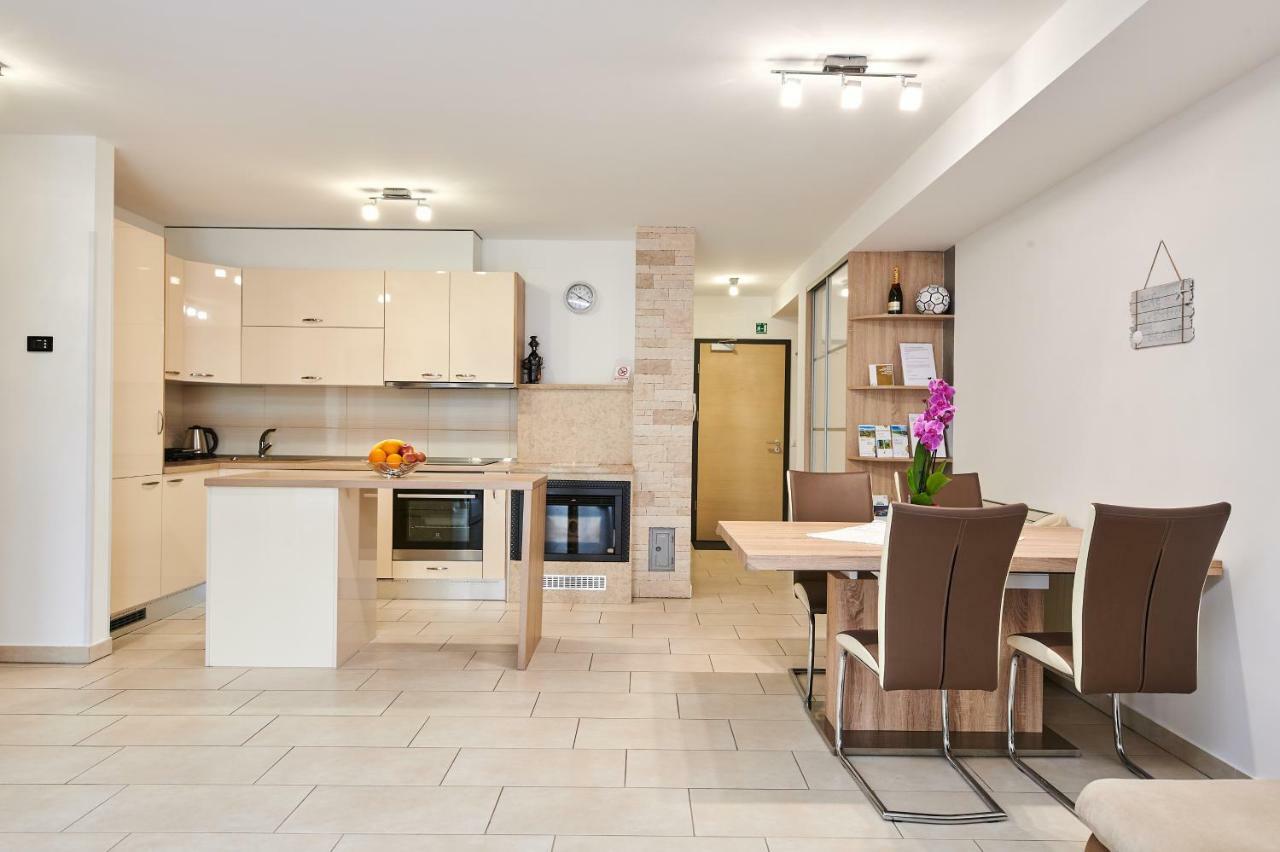 Apartman Leon Umag Kültér fotó