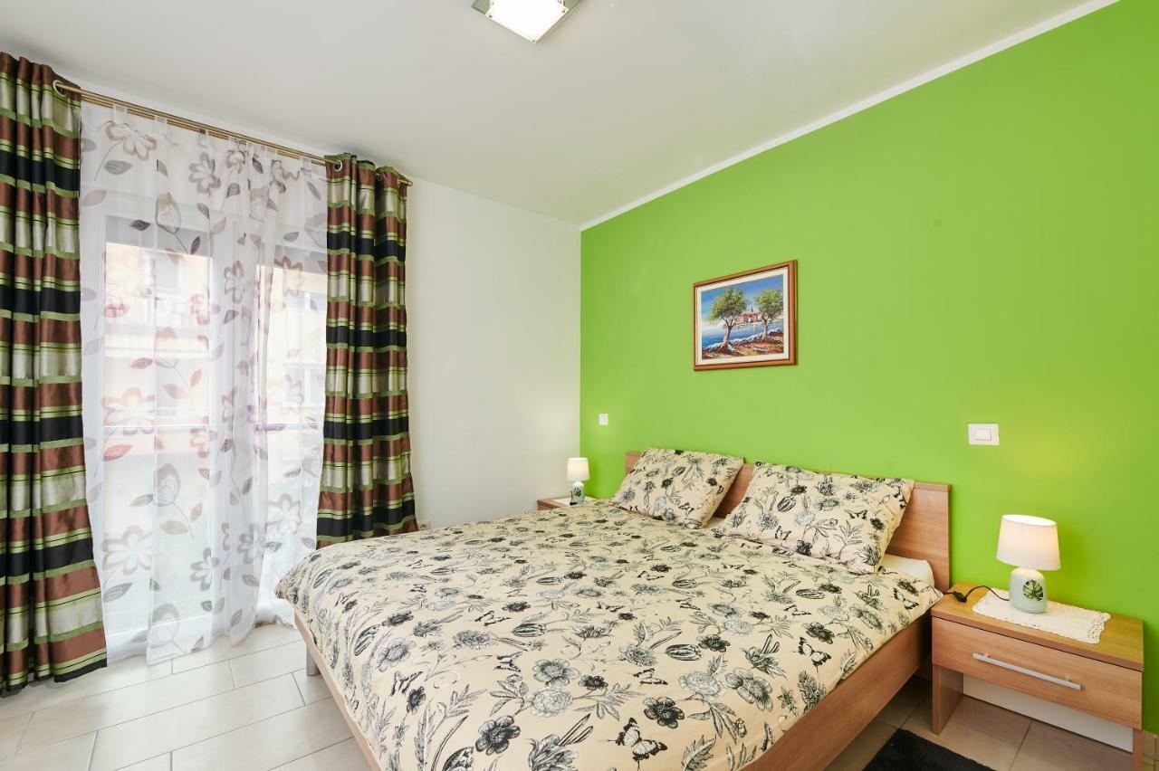 Apartman Leon Umag Kültér fotó